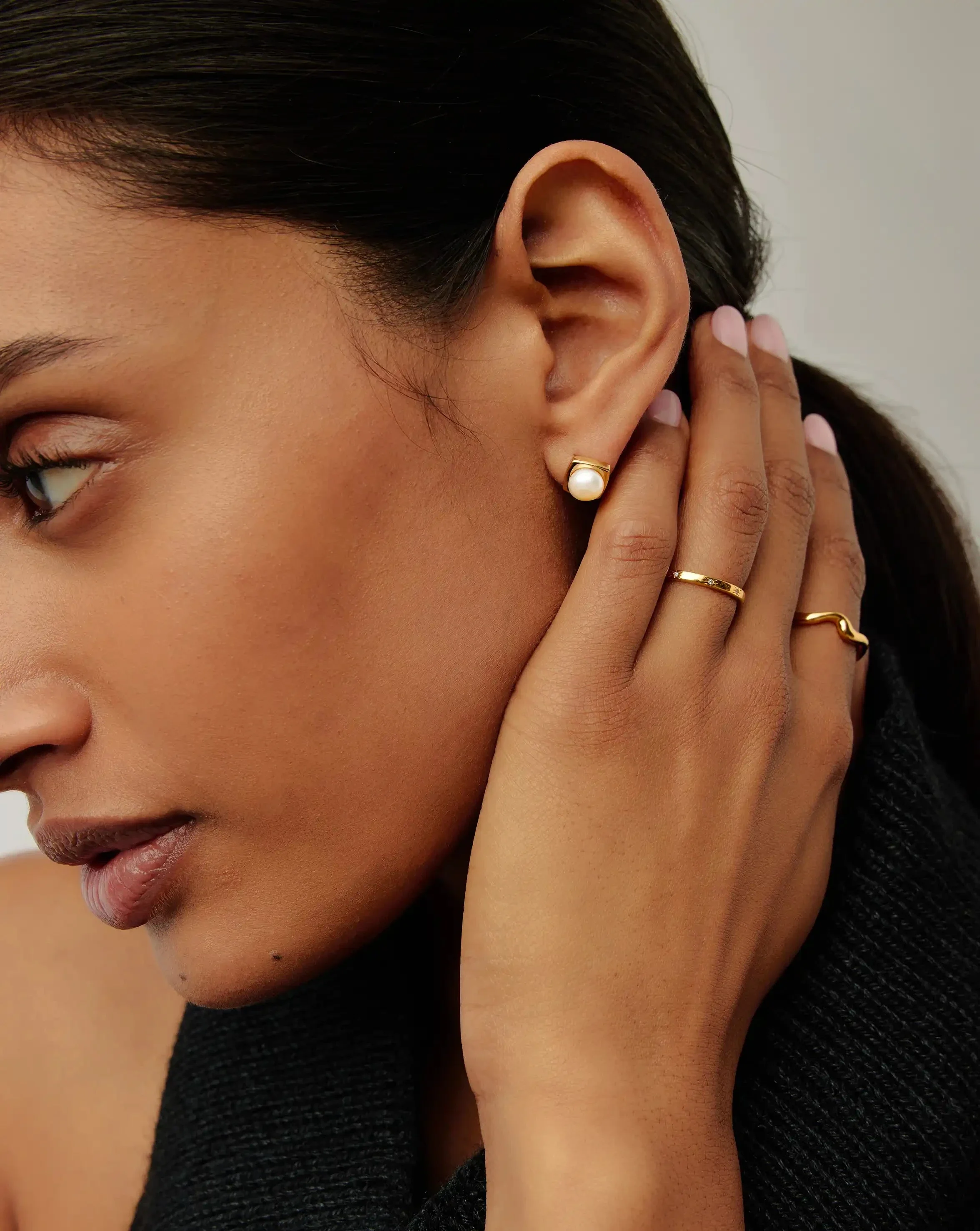 Button Pearl Square Stud Earrings  | 18ct Gold Vermeil/Pearl - Image 3