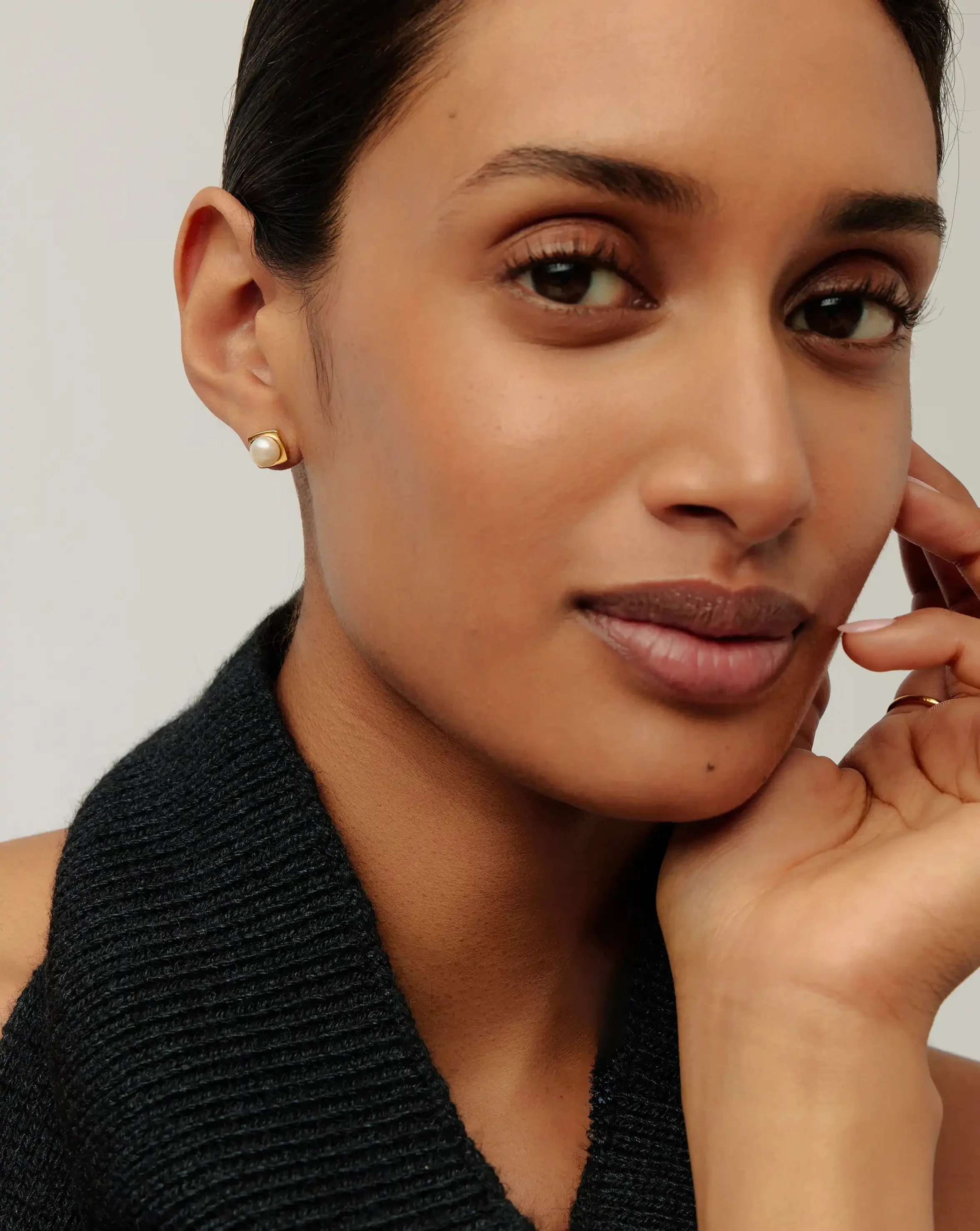 Button Pearl Square Stud Earrings  | 18ct Gold Vermeil/Pearl - Image 6