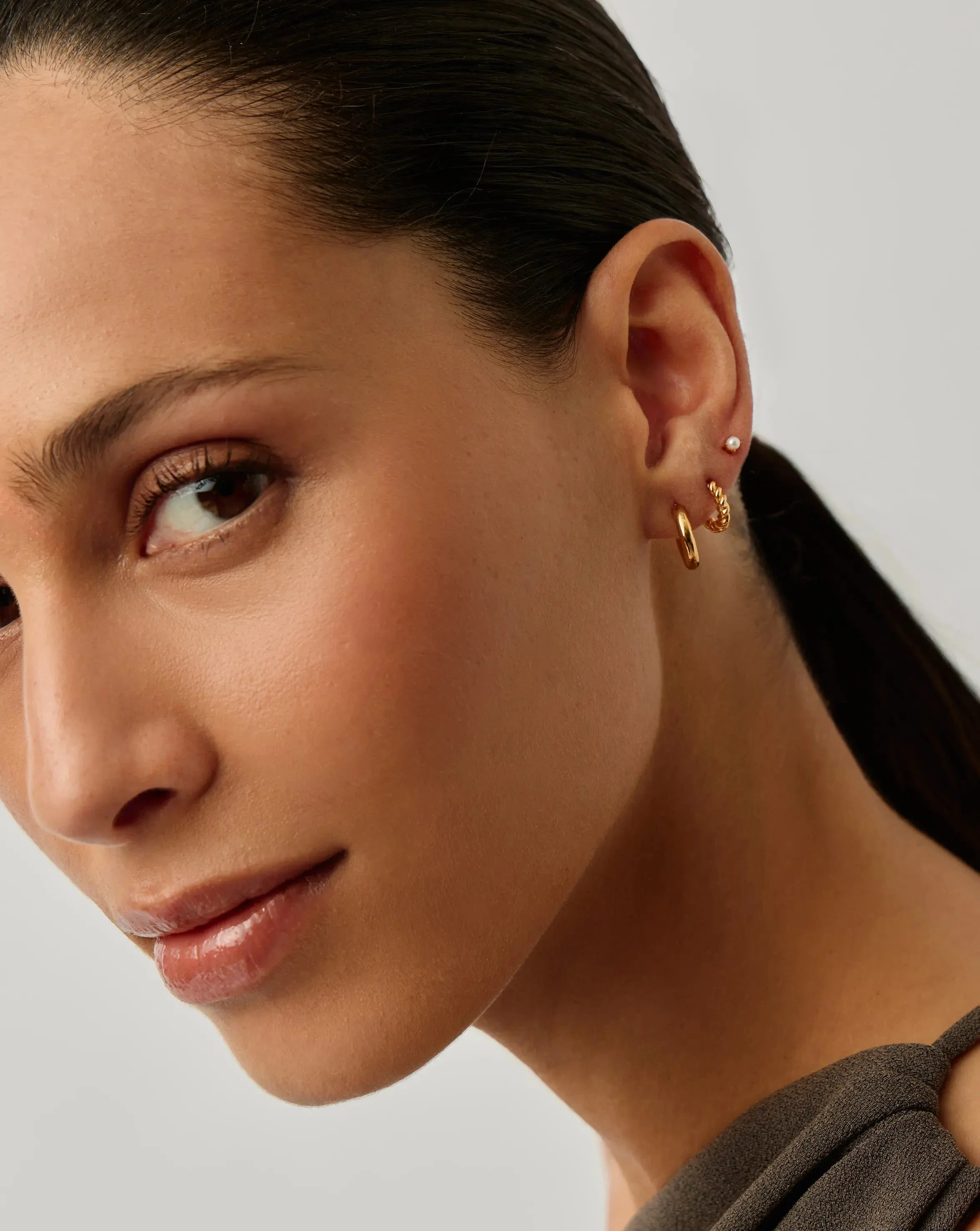 Classic Pearl Stud Earrings | 18ct Gold Vermeil/Pearl - Image 3