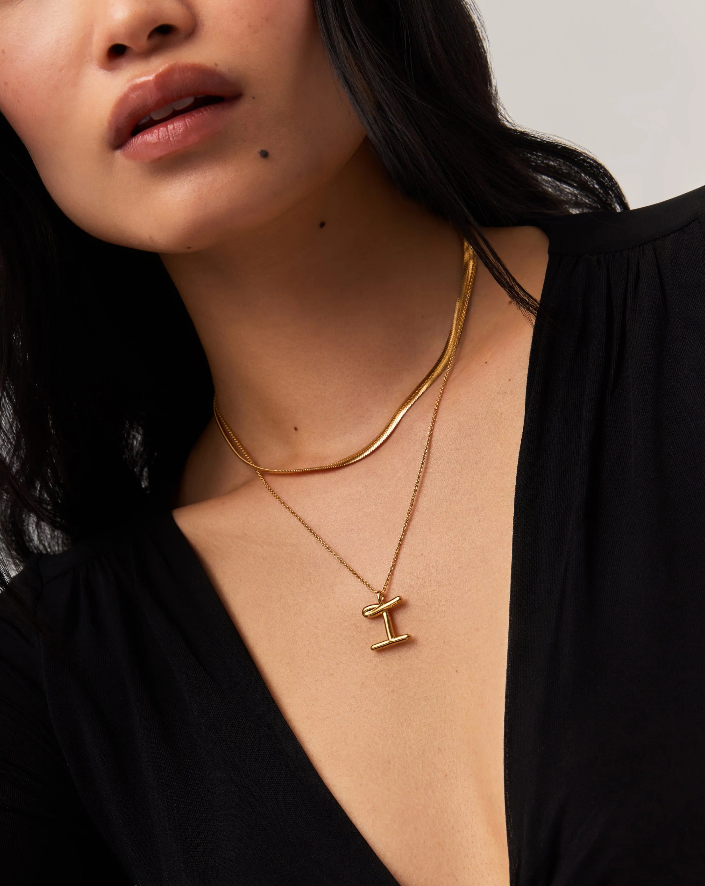Curly Molten Initial Pendant Necklace - I | 18ct Gold Vermeil - Image 2