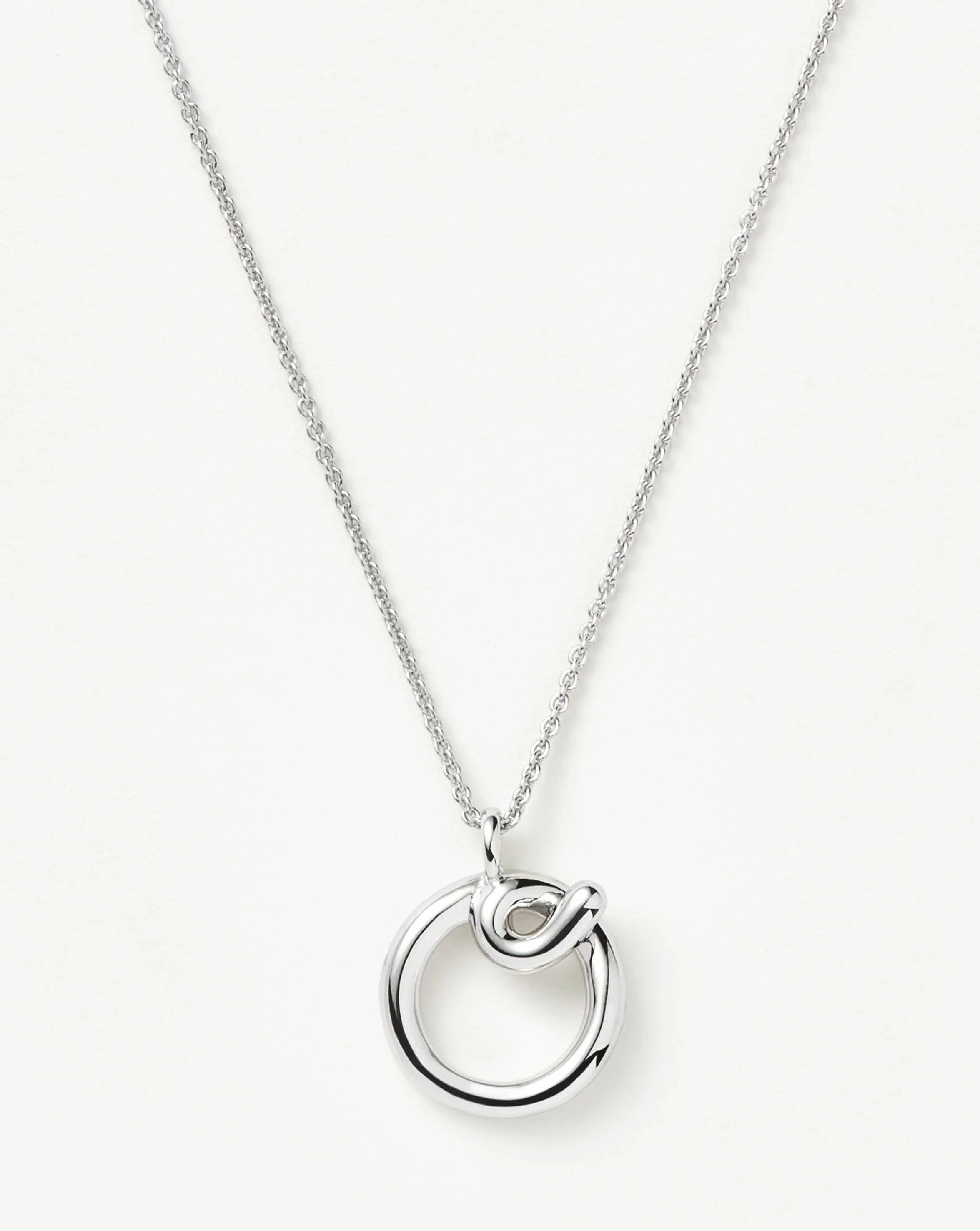 Curly Molten Initial Pendant Necklace - O | Sterling Silver
