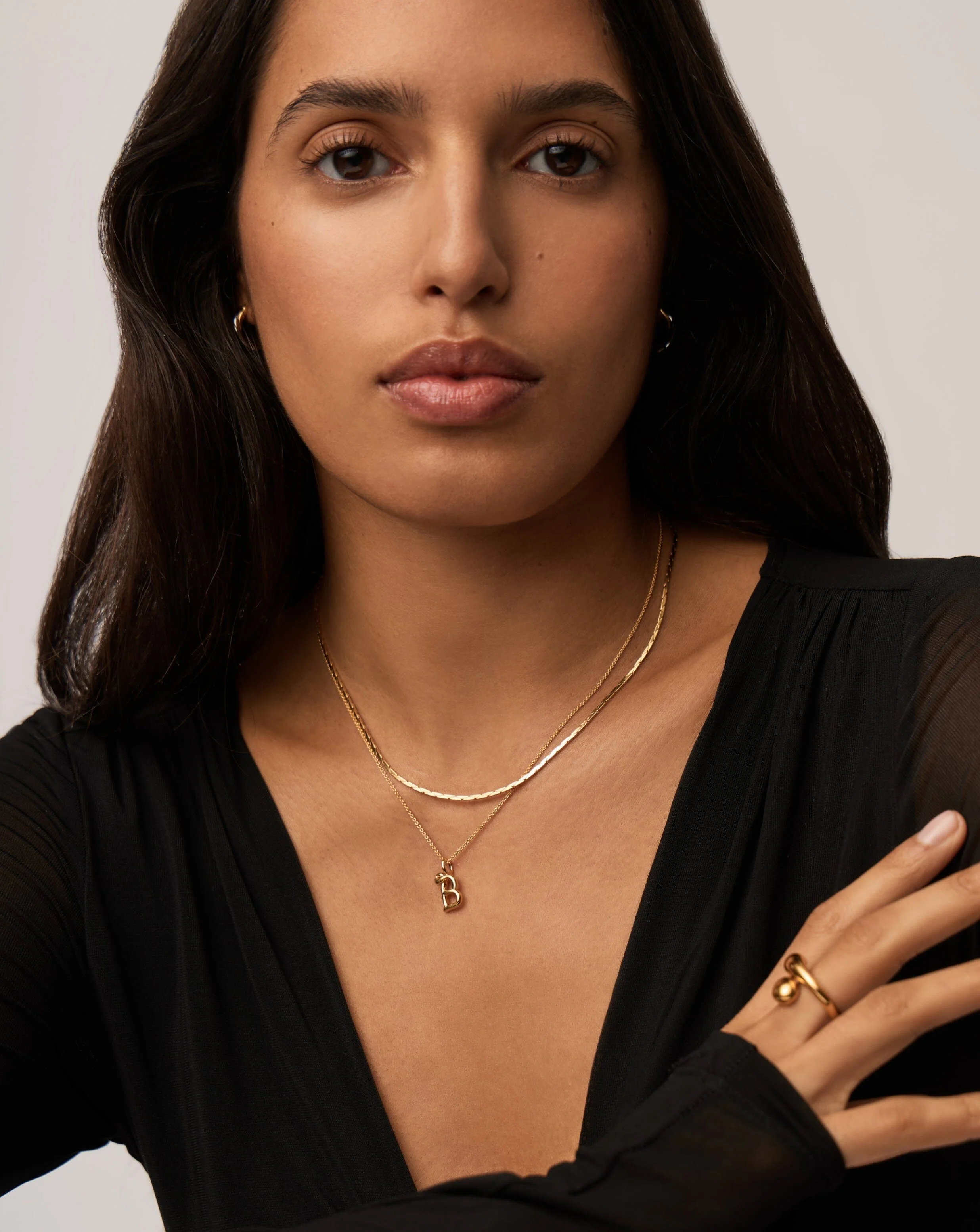 Curly Molten Mini Initial Necklace - B | 18ct Gold Vermeil - Image 3