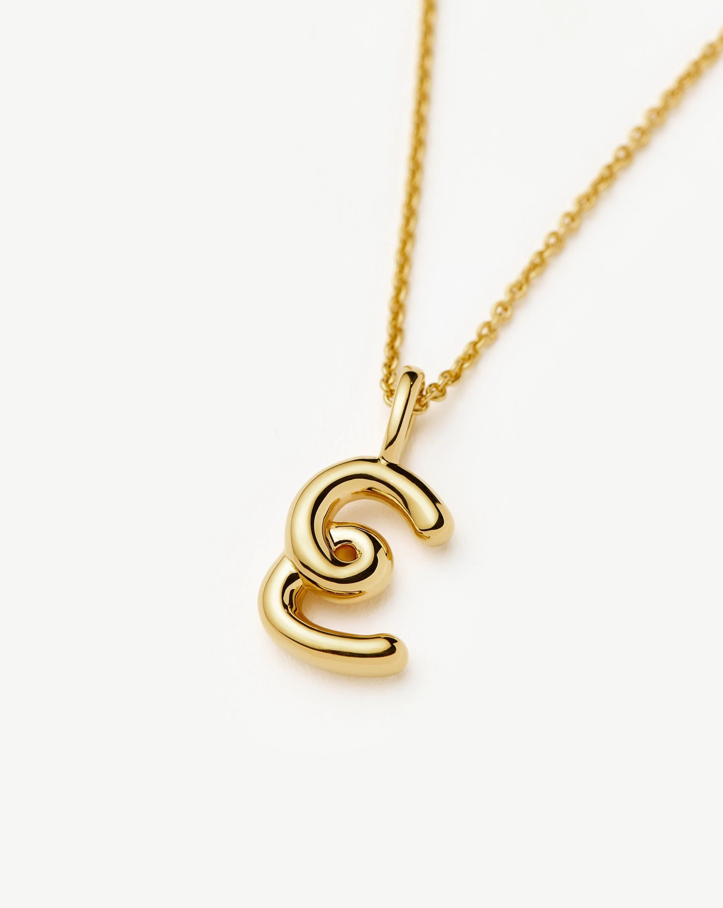 Curly Molten Mini Initial Necklace - E | 18ct Gold Vermeil - Image 4