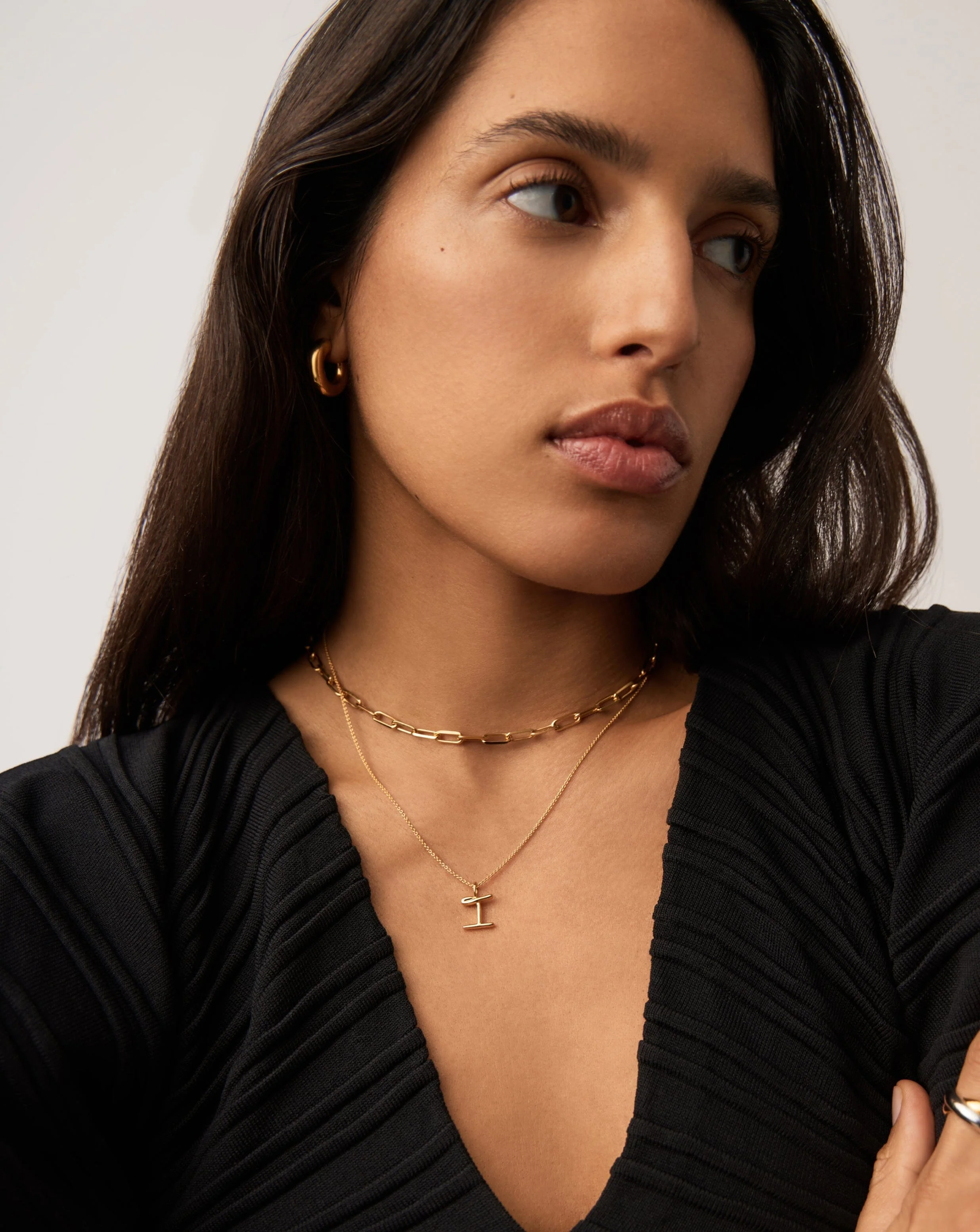 Curly Molten Mini Initial Necklace - I | 18ct Gold Vermeil - Image 3