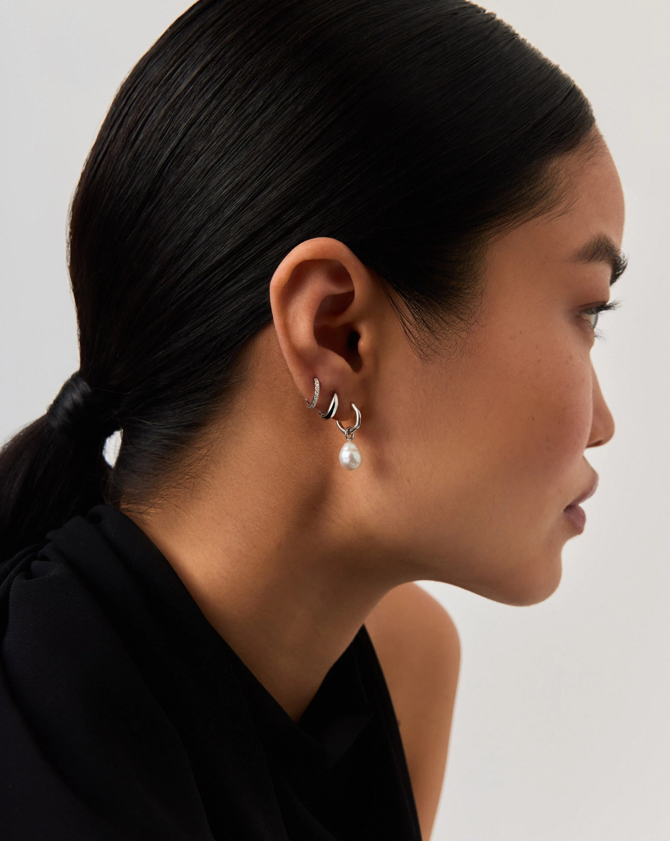 Solid Gold Baroque Pearl Organic Hoop Earrings | 14ct Solid White Gold/Pearl - Image 2