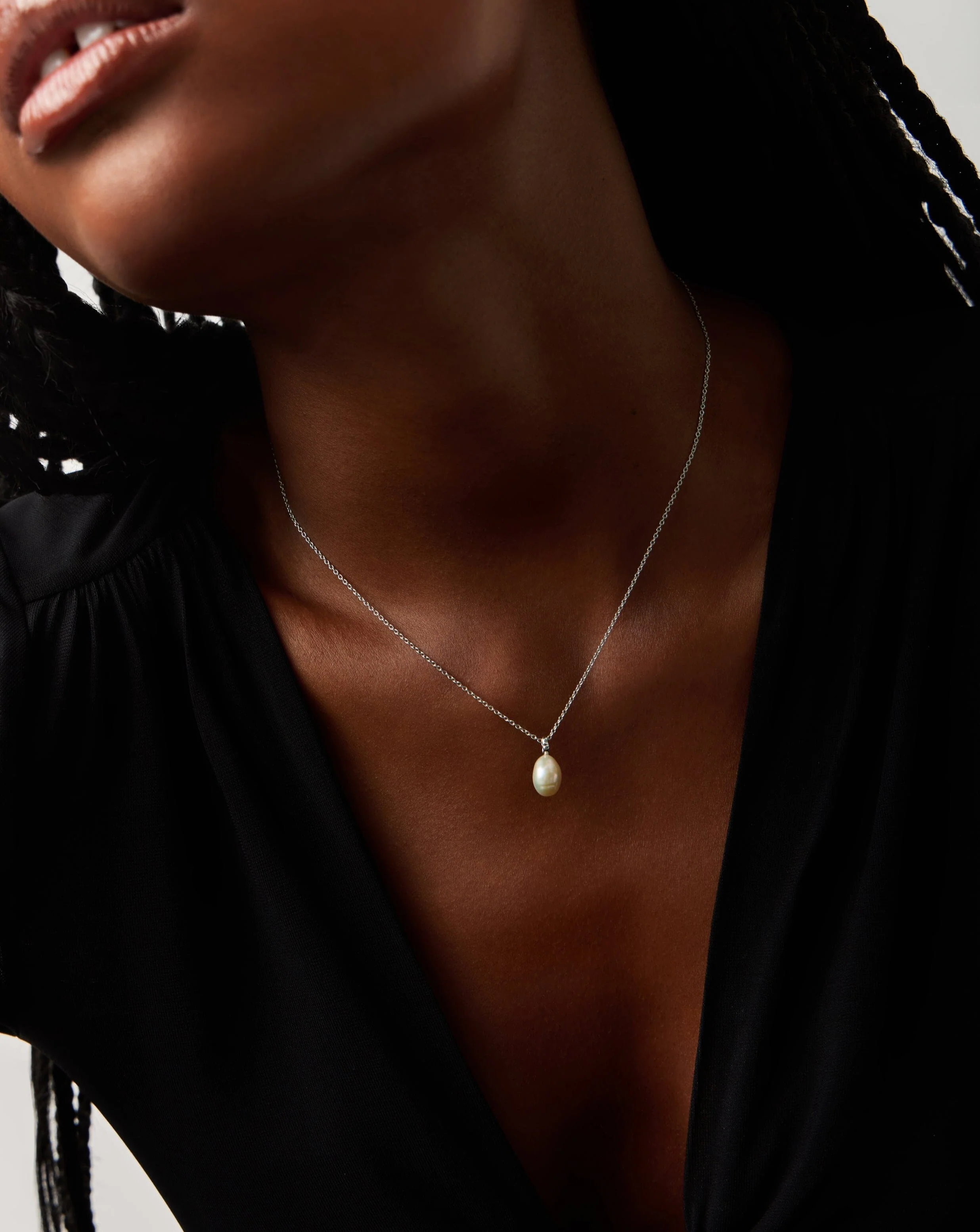 Solid Gold Baroque Pearl Organic Pendant Necklace | 14ct Solid White Gold/Pearl - Image 3