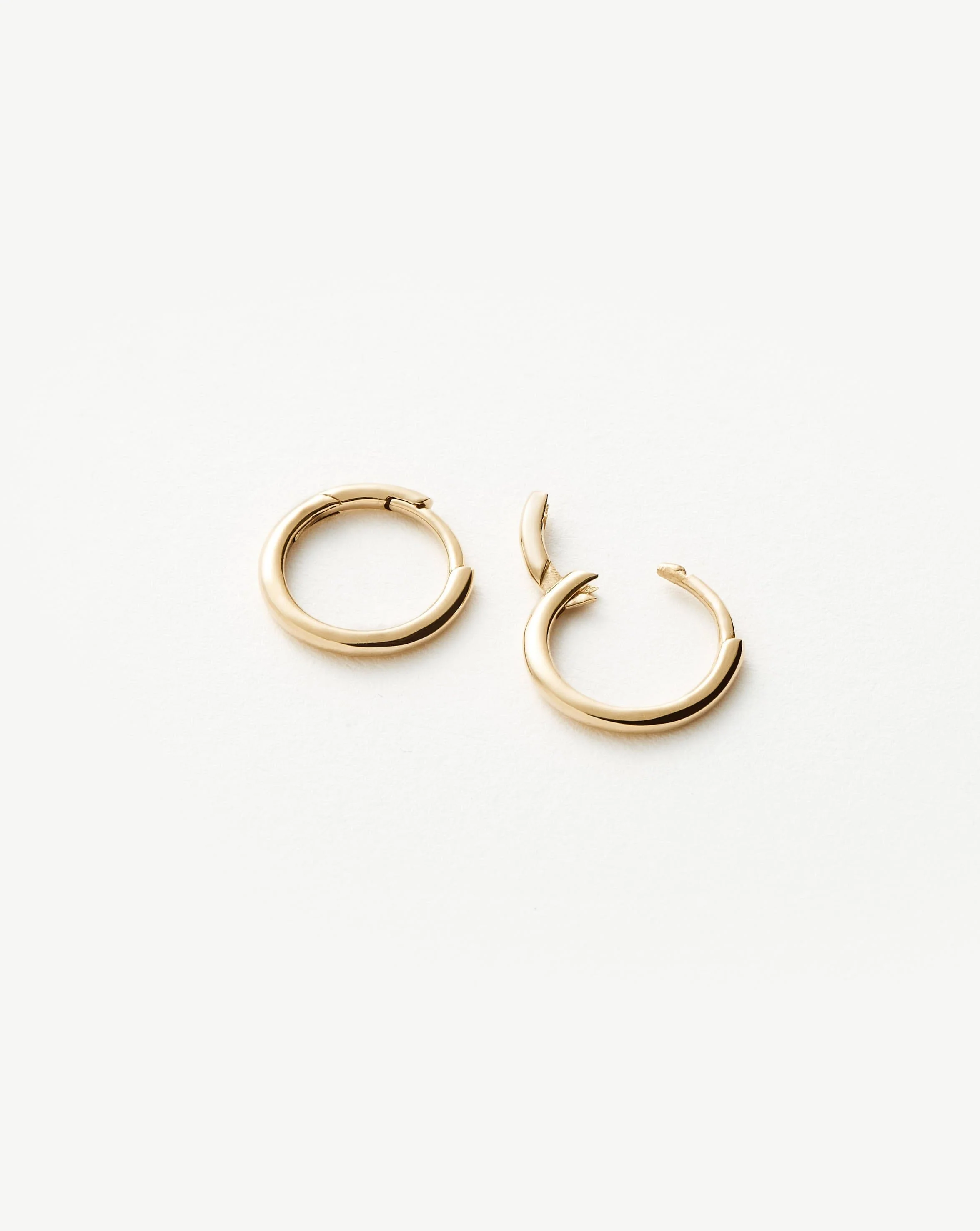 Solid Gold Classic Mini Hoop Earrings - Image 4