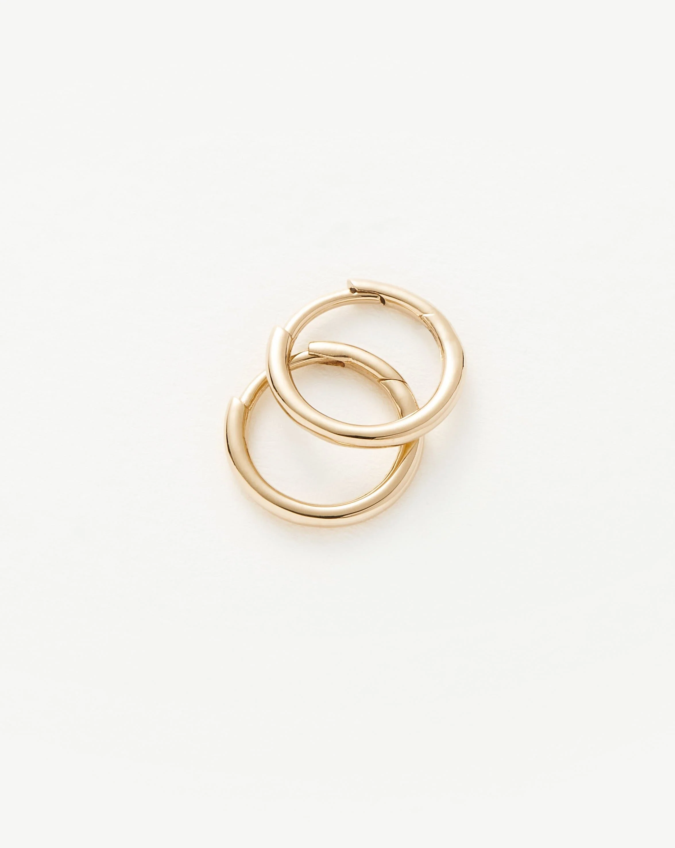 Solid Gold Classic Mini Hoop Earrings - Image 5