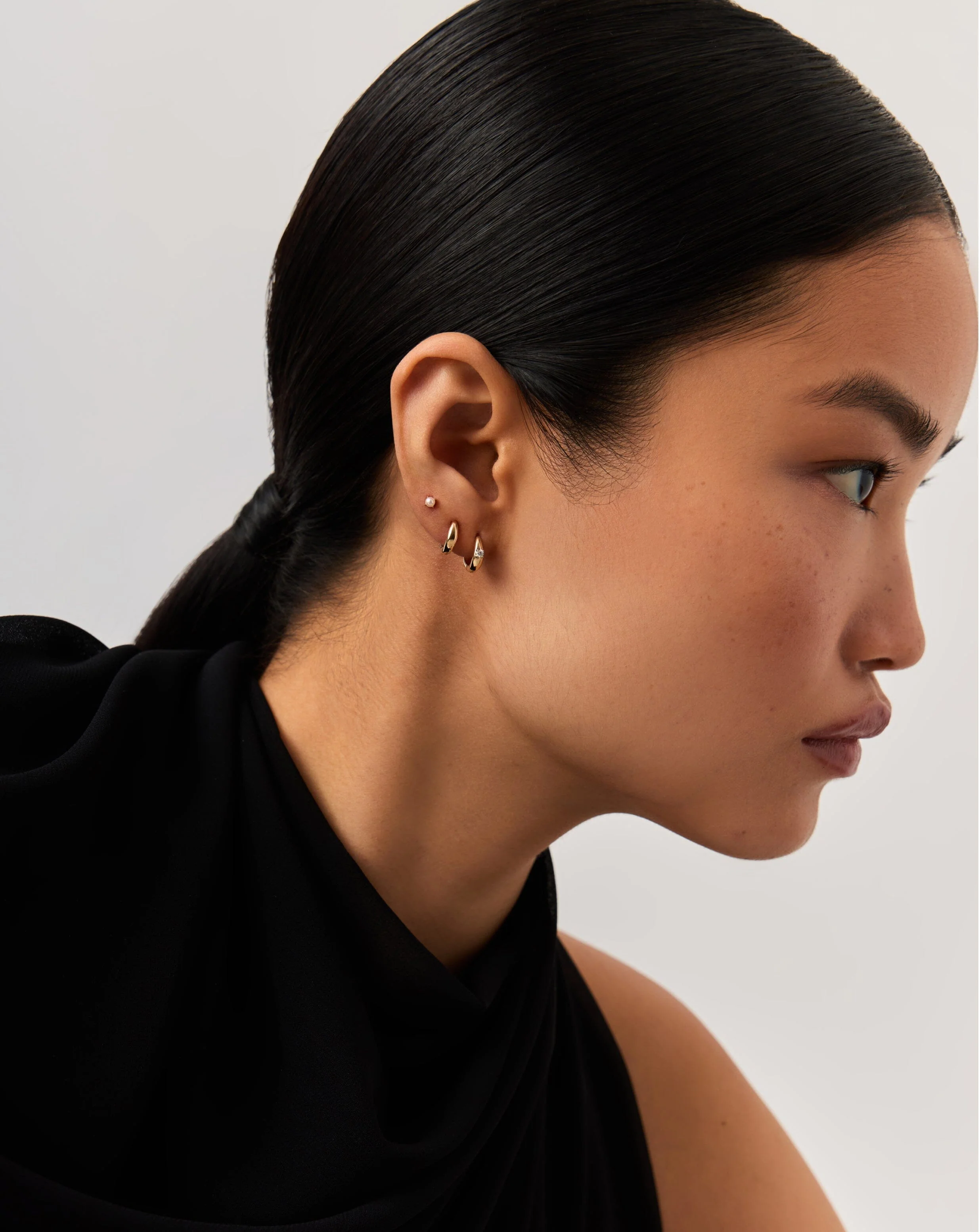 Solid Gold Pearl Stud Earrings | 14ct Solid Gold/Pearl - Image 2