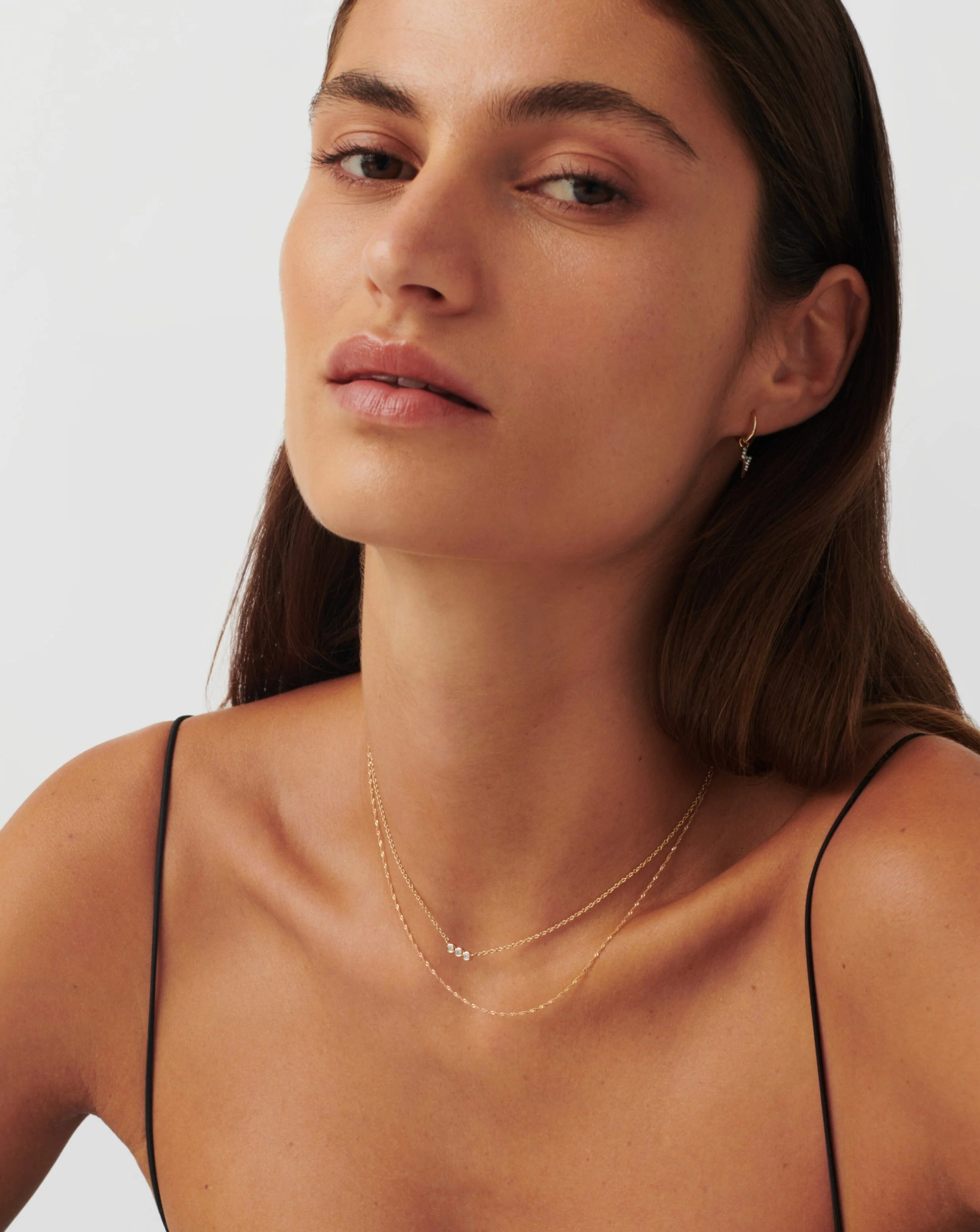 Solid Gold Twisted Short Chain Necklace - Image 2
