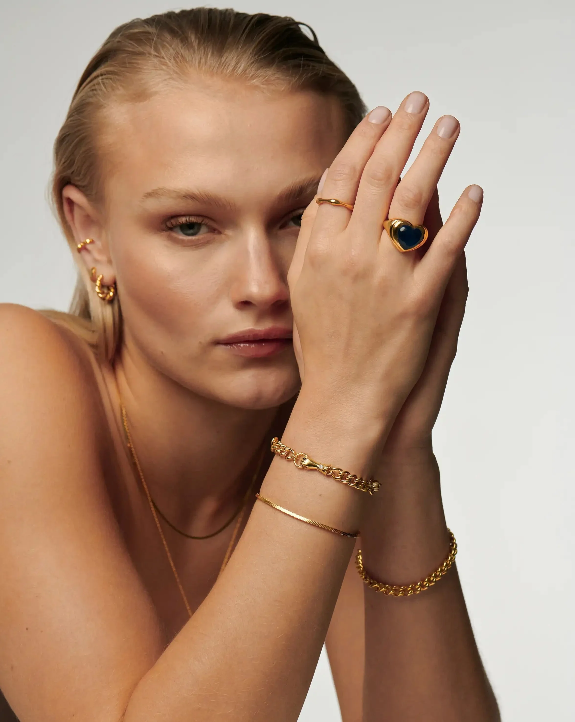 Harris Reed In Good Hands Charm Bracelet | 18ct Gold Plated/Black Onyx & Pearl - Image 3