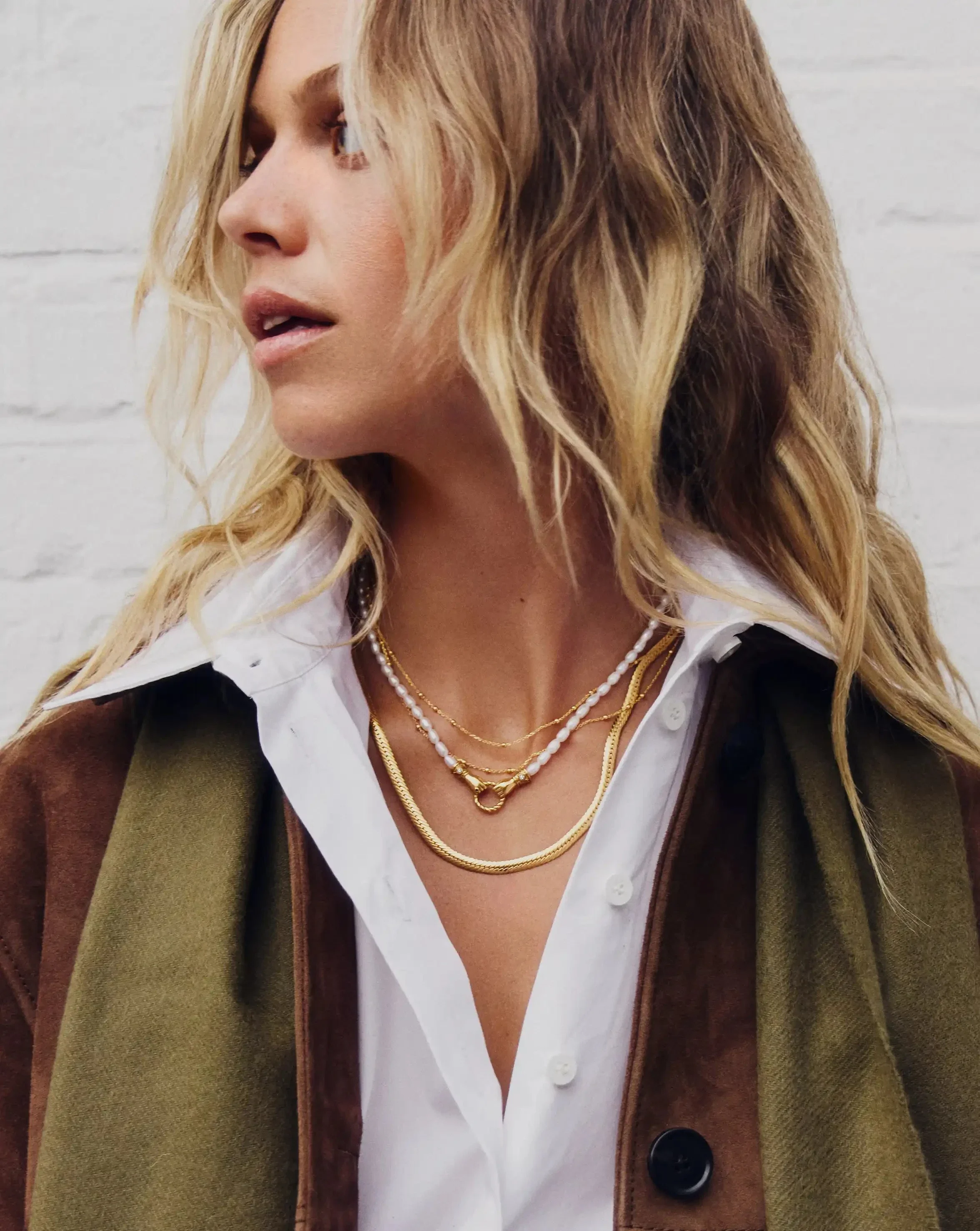 Harris Reed In Good Hands Pearl Pendant Necklace | 18ct Gold Plated/Pearl & Black Onyx - Image 6