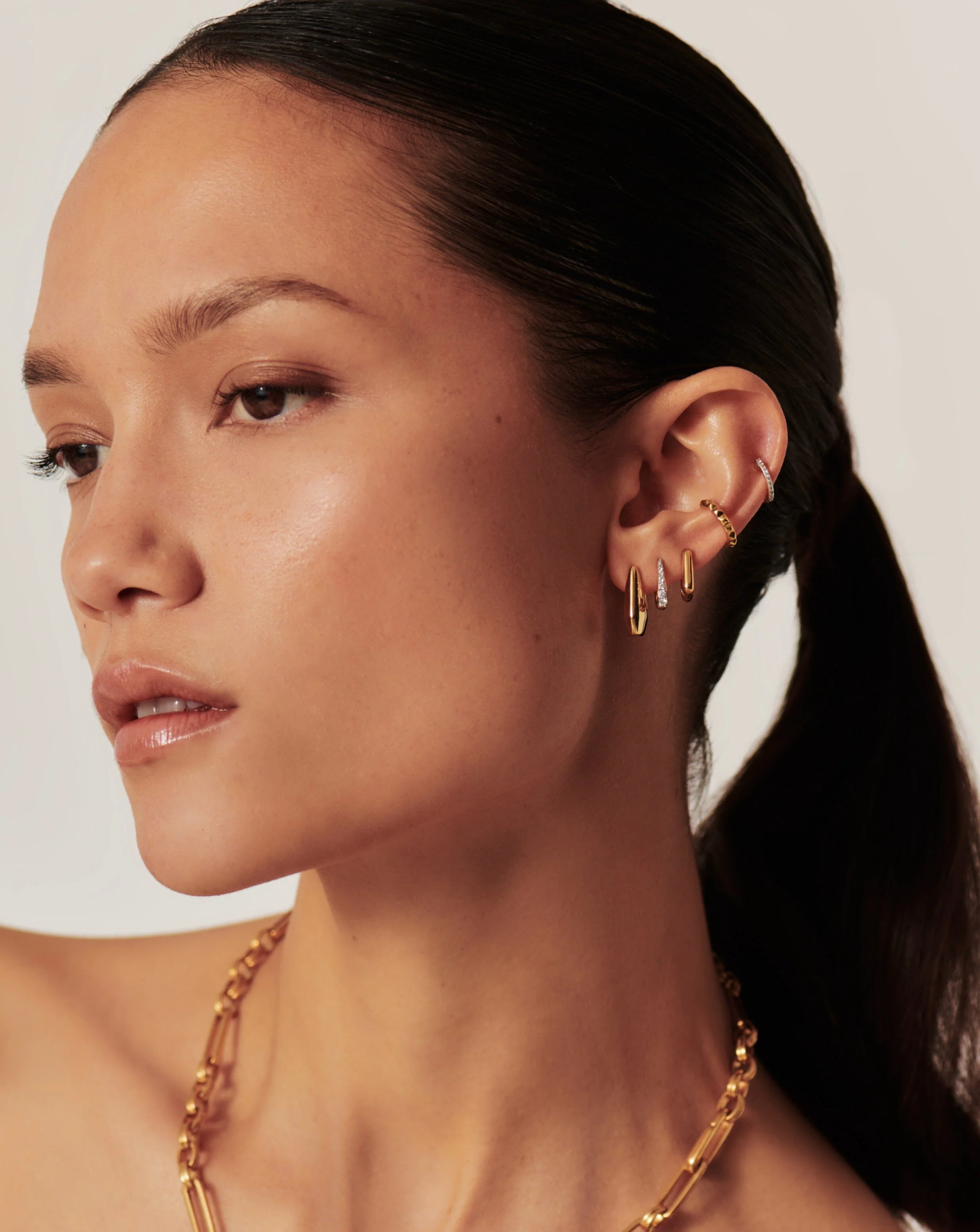 Lucy Williams Arco Small Hoop Earrings | 18ct Gold Vermeil - Image 3