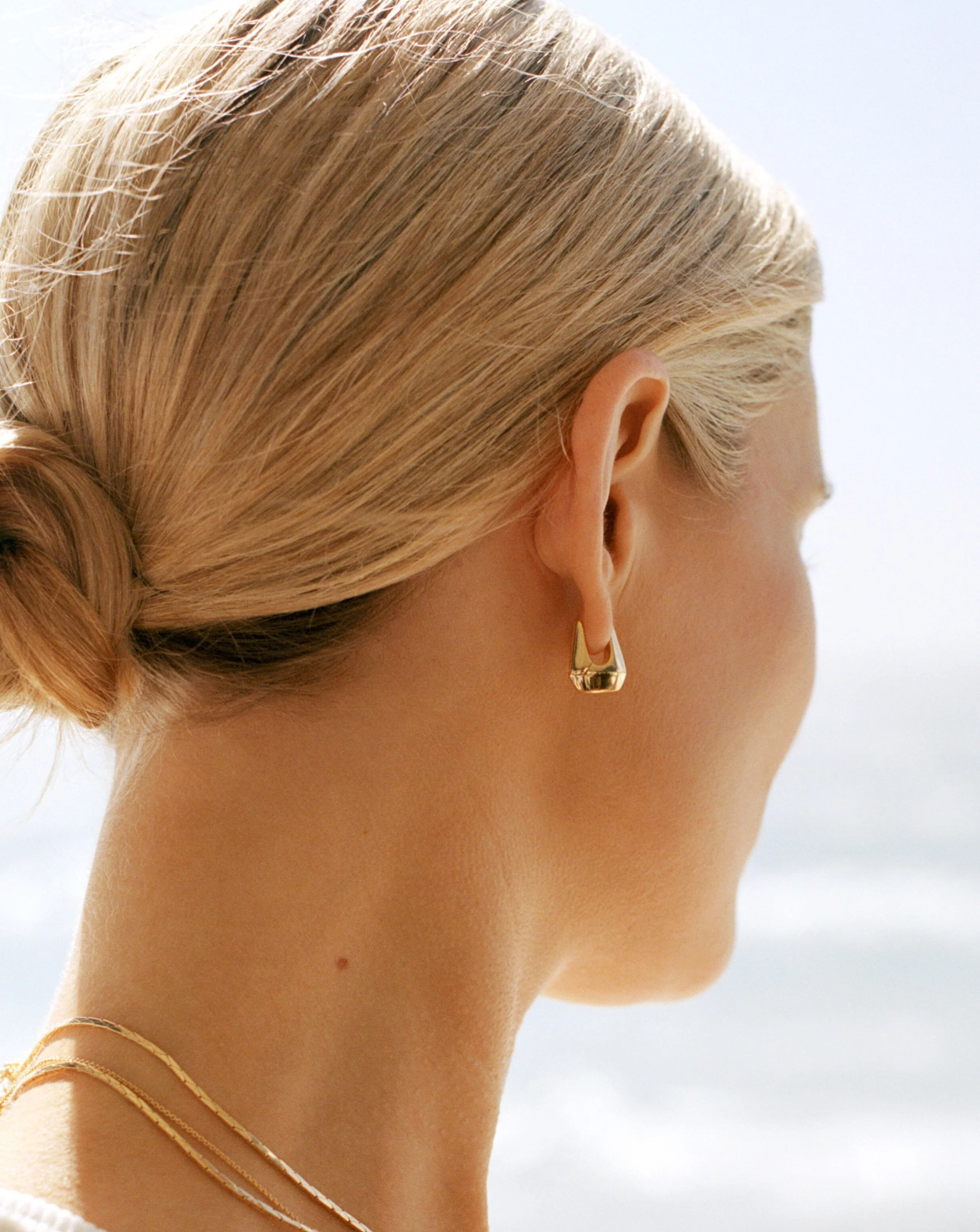 Lucy Williams Arco Small Hoop Earrings | 18ct Gold Vermeil - Image 6
