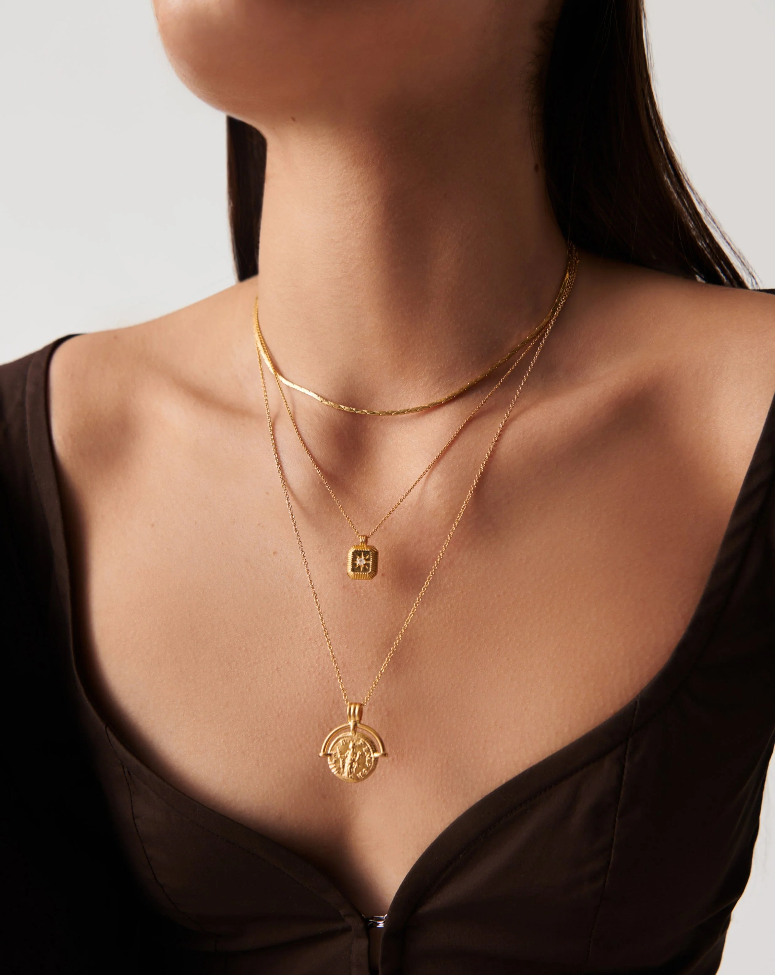 Lucy Williams Long Engravable Roman Arc Coin Necklace - Image 6