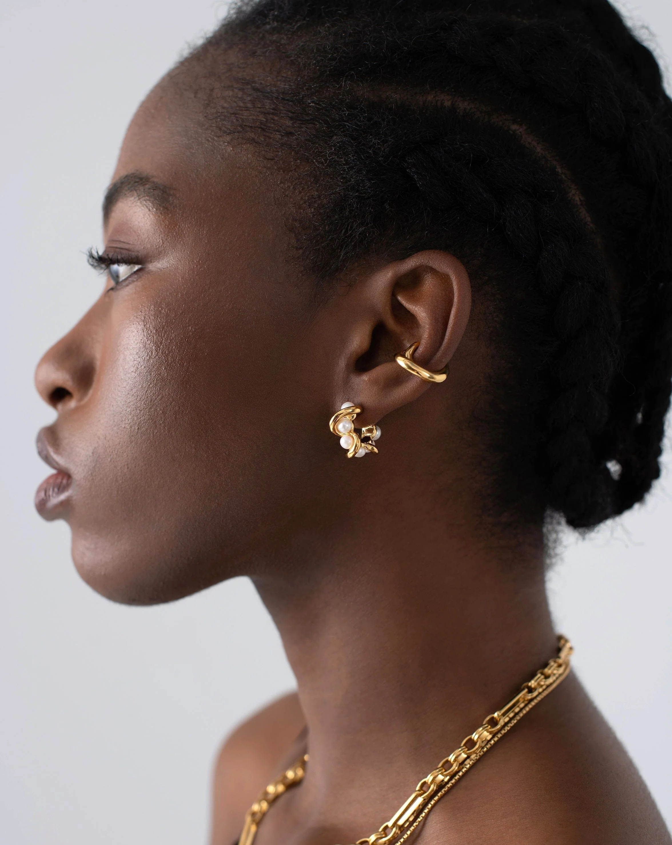 Molten Pearl Twisted Mini Double Hoop Earrings - Image 3