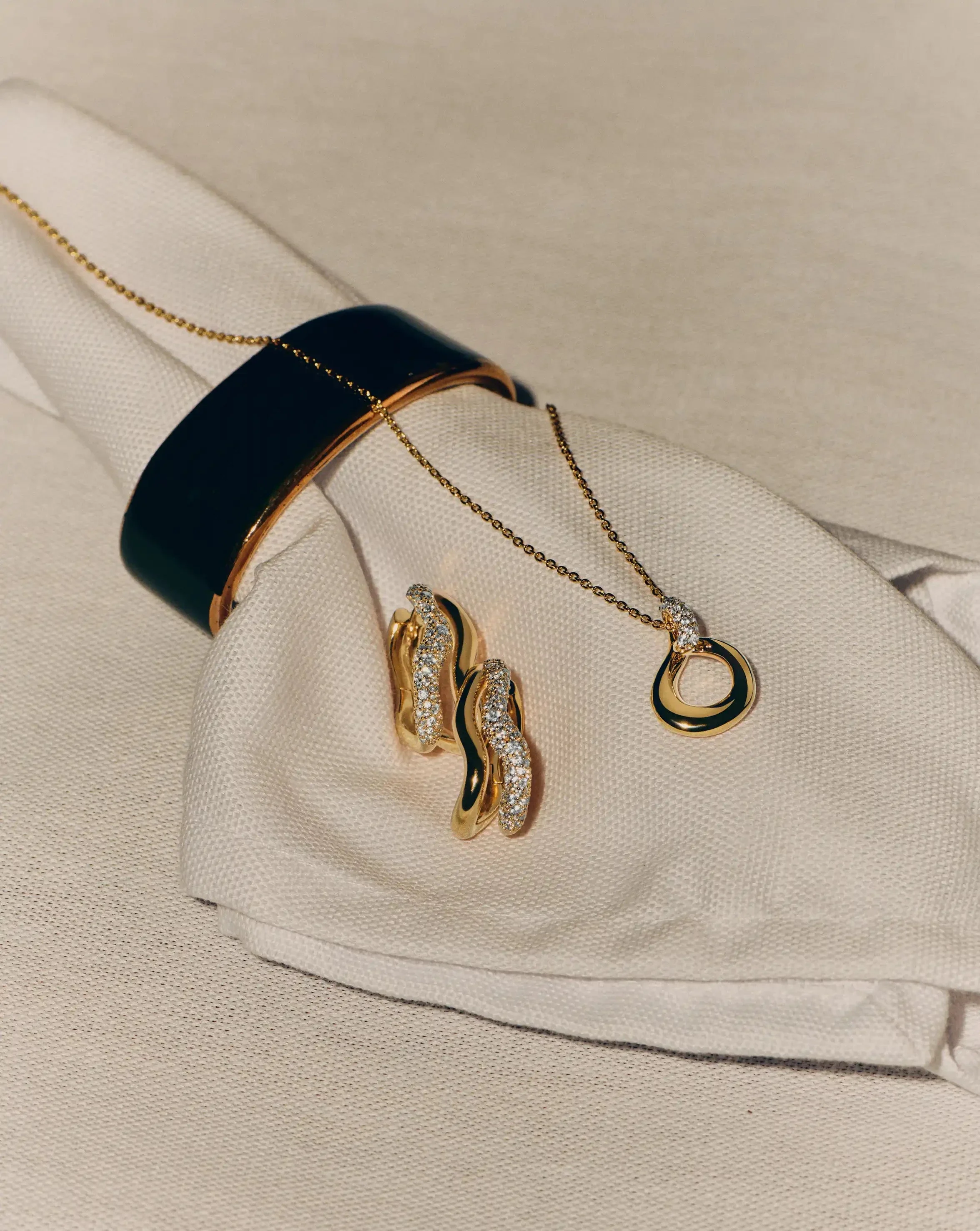Molten Snow Twisted Pendant Necklace | 18ct Gold Plated/Cubic Zirconia - Image 7