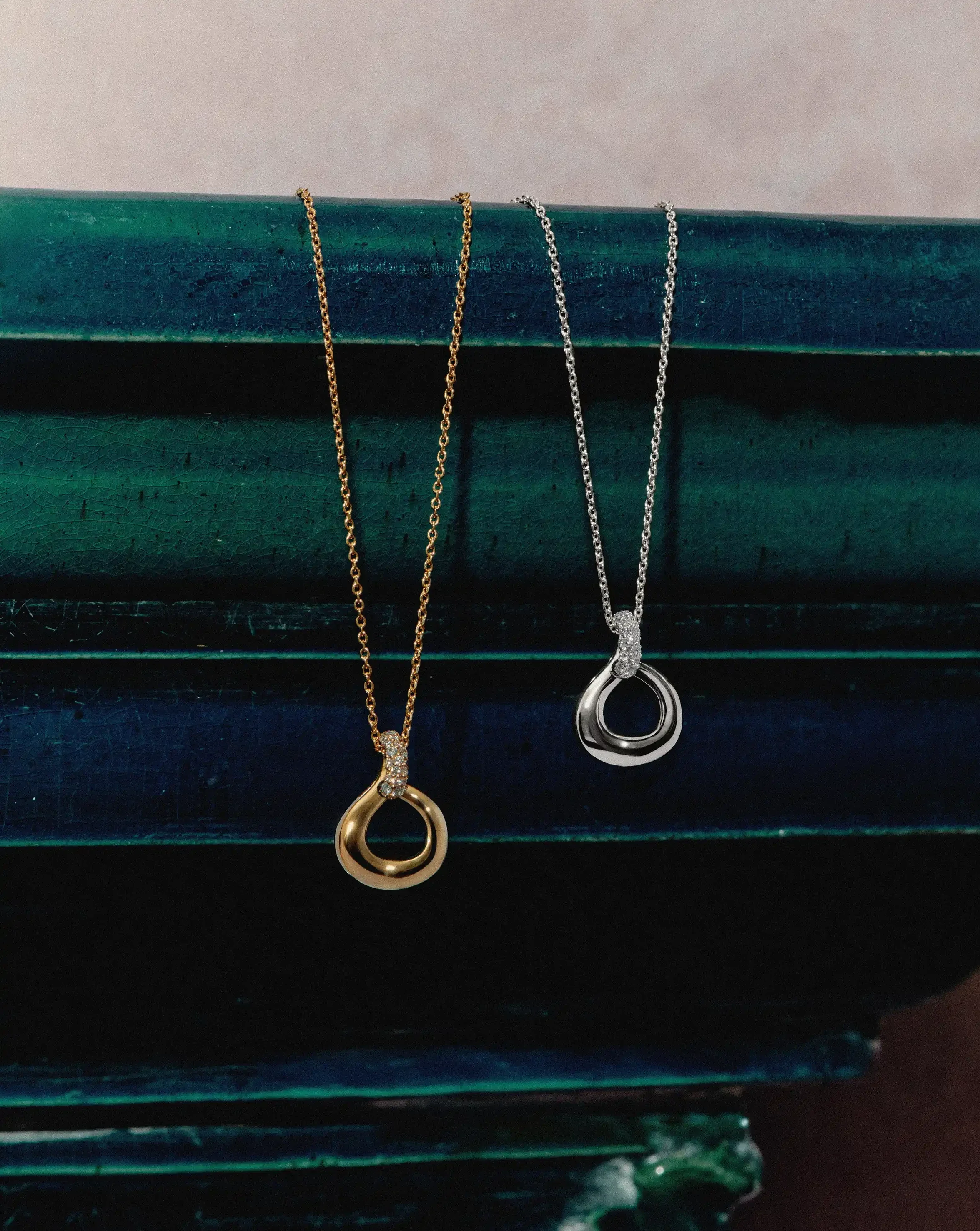 Molten Snow Twisted Pendant Necklace | Silver Plated/Cubic Zirconia - Image 6
