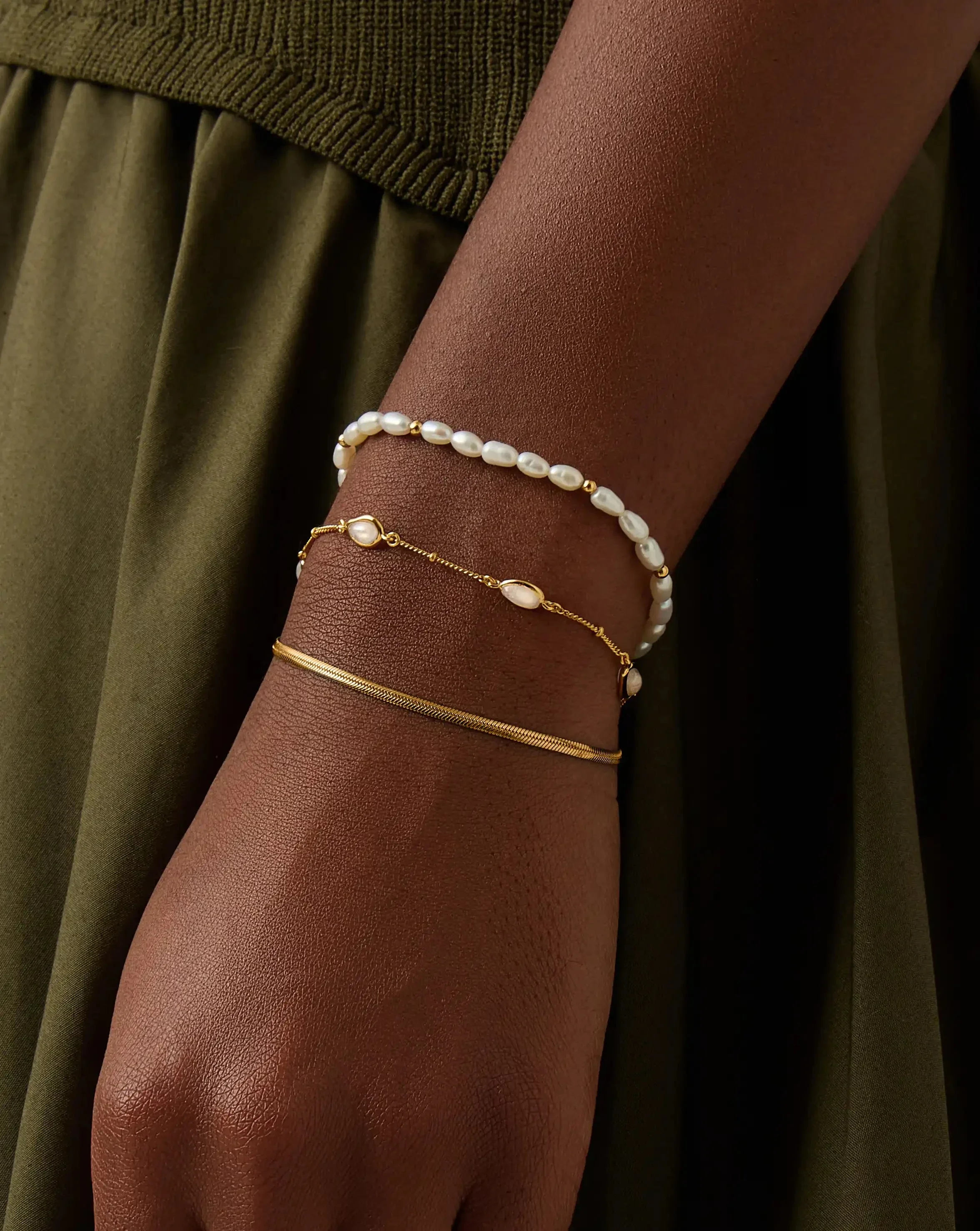 Pearl & Snake Chain Triple Bracelet Set  | 18ct Gold Plated/Pearl - Image 6