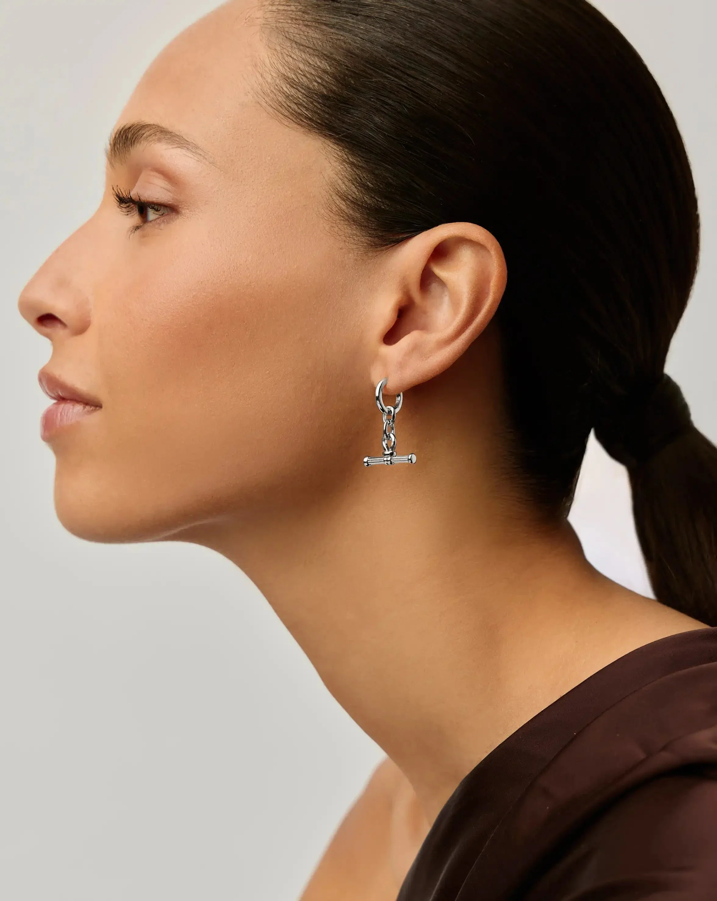 Ridge T-Bar Drop Huggies | Silver Plated - Image 3
