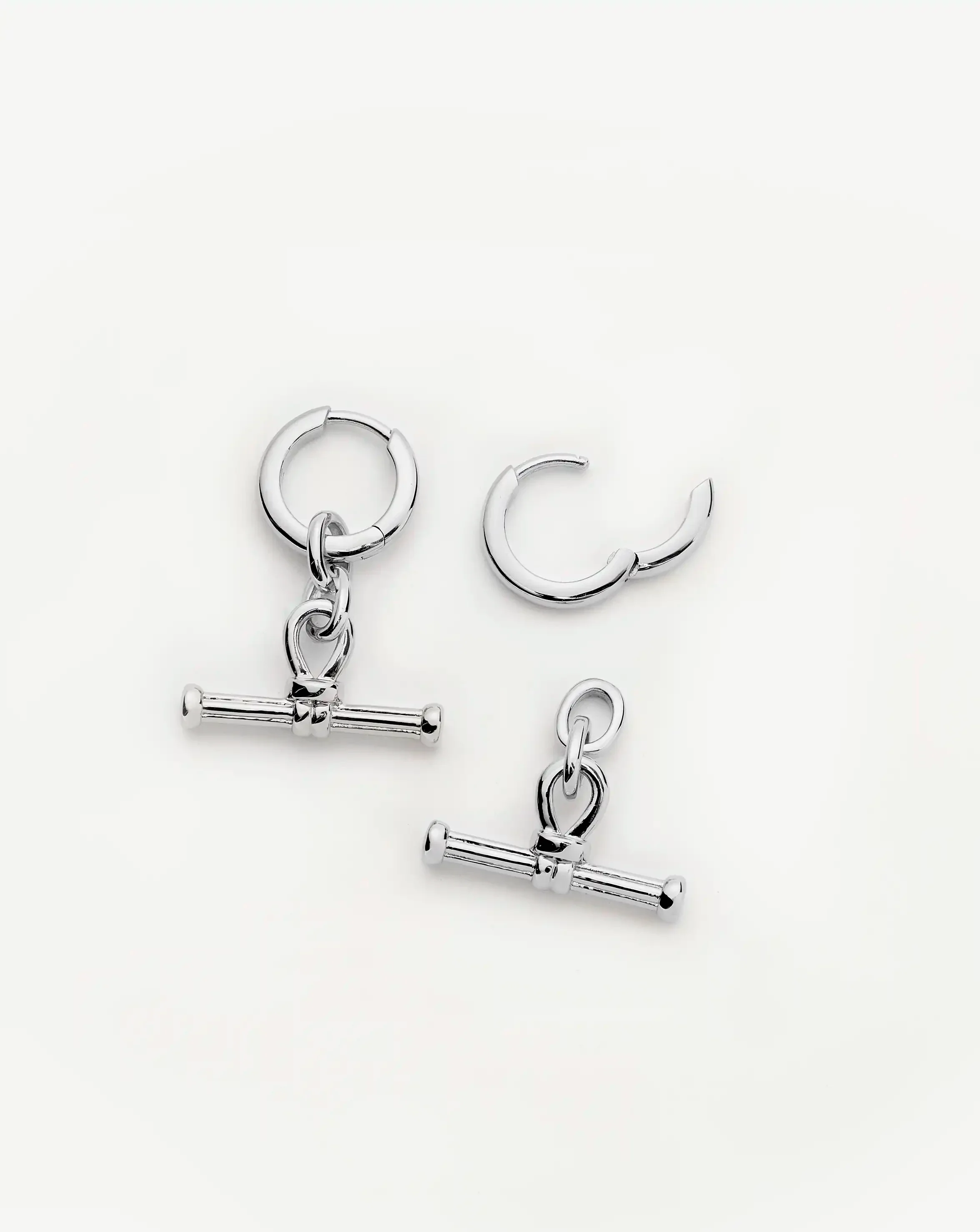 Ridge T-Bar Drop Huggies | Silver Plated - Image 4
