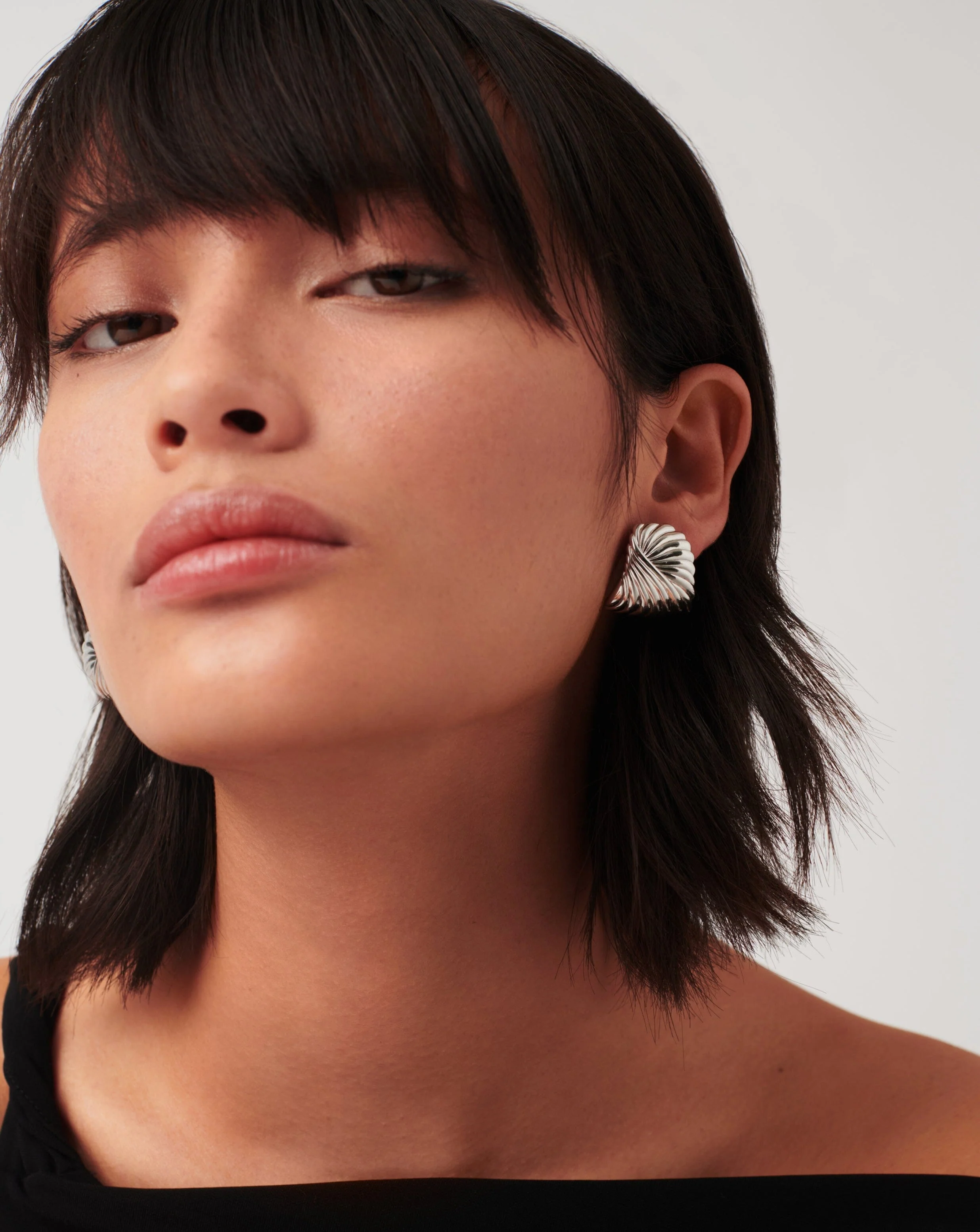 Ripple Oversized Stud Earrings - Image 4