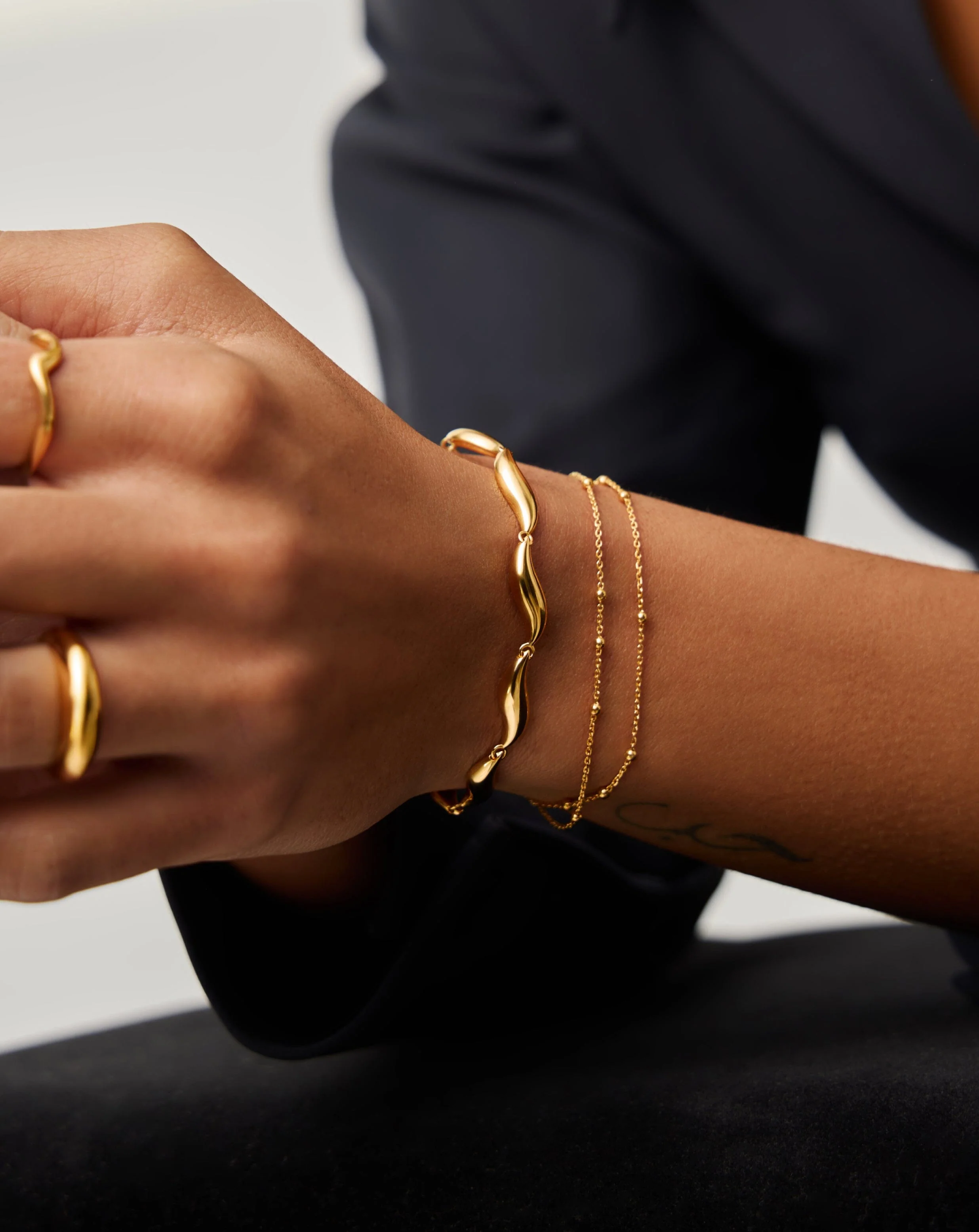 Savi Signature Link Chain Bracelet | 18ct Gold Plated - Image 3