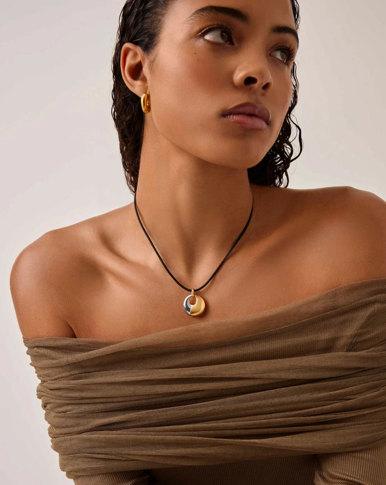 Sculptural Pebble Pendant Necklace Set | Mixed Metal - Image 7