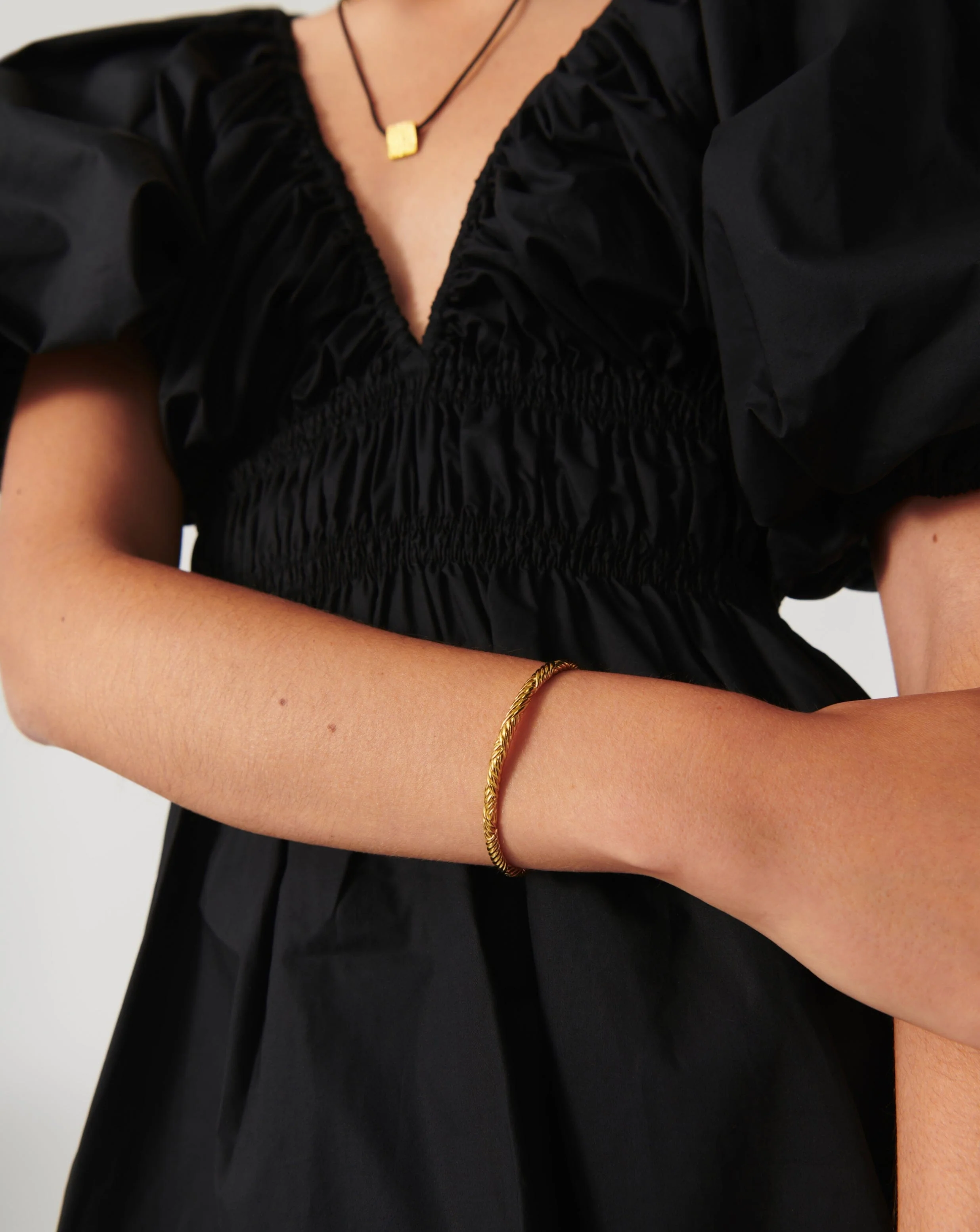 Wavy Ridge Gemelli Cuff Bracelet - Image 3